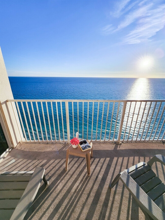 Building Photo - 16819 Front Beach Rd