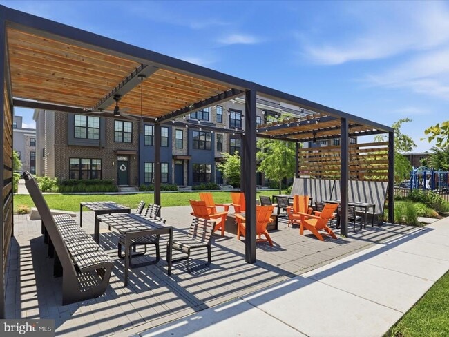 Building Photo - 7356 Blade Dr