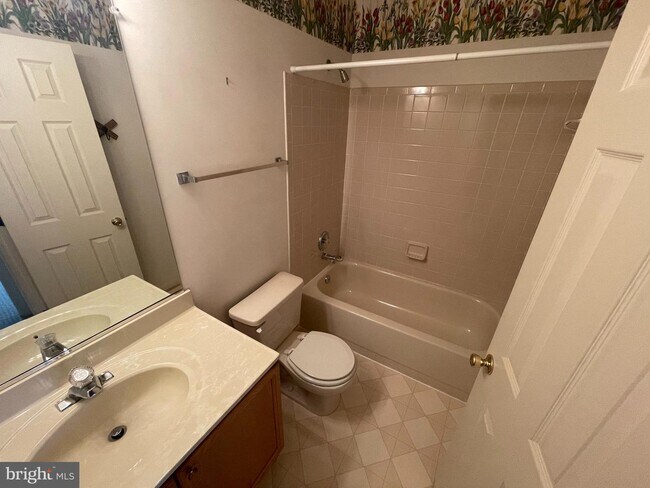 Building Photo - 11303 Kings Crest Ct