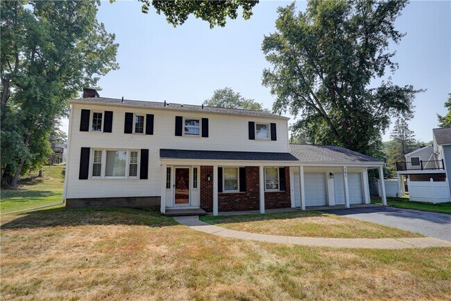 Building Photo - 161 Railroad Mills Rd