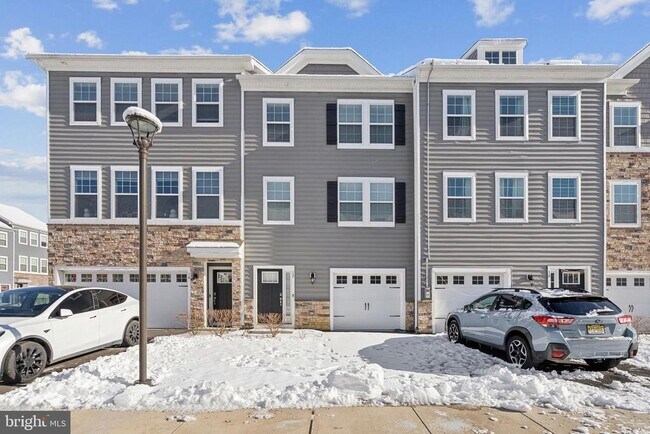 Building Photo - 12 Palermo Ln