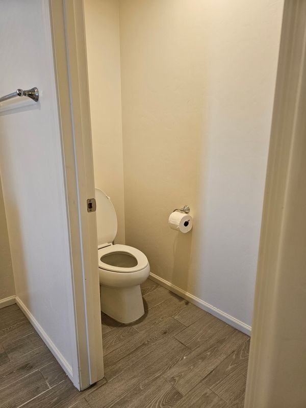 Building Photo - 4841 E Julian Wash Dr