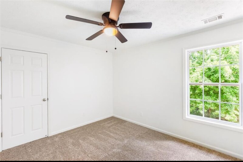 Building Photo - 3022 Kentmere Dr