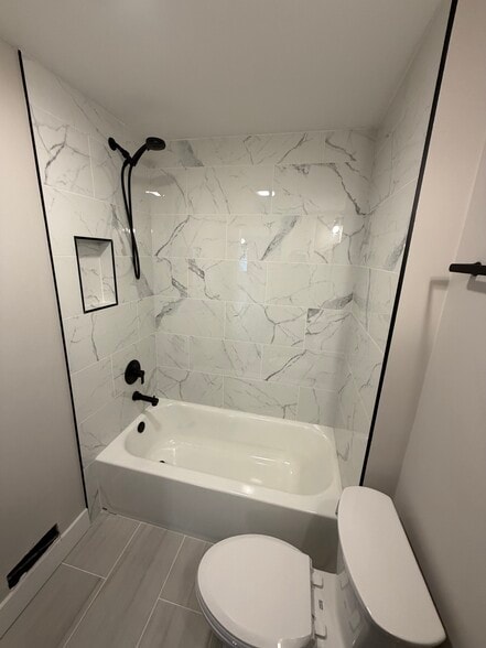 Building Photo - 2544 Williams Ave