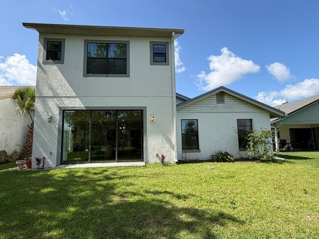Building Photo - 2570 Shadybranch Dr