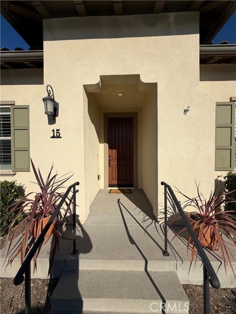 Building Photo - 15 Galan St