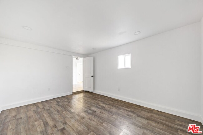 Building Photo - 3293 N Mica Dr