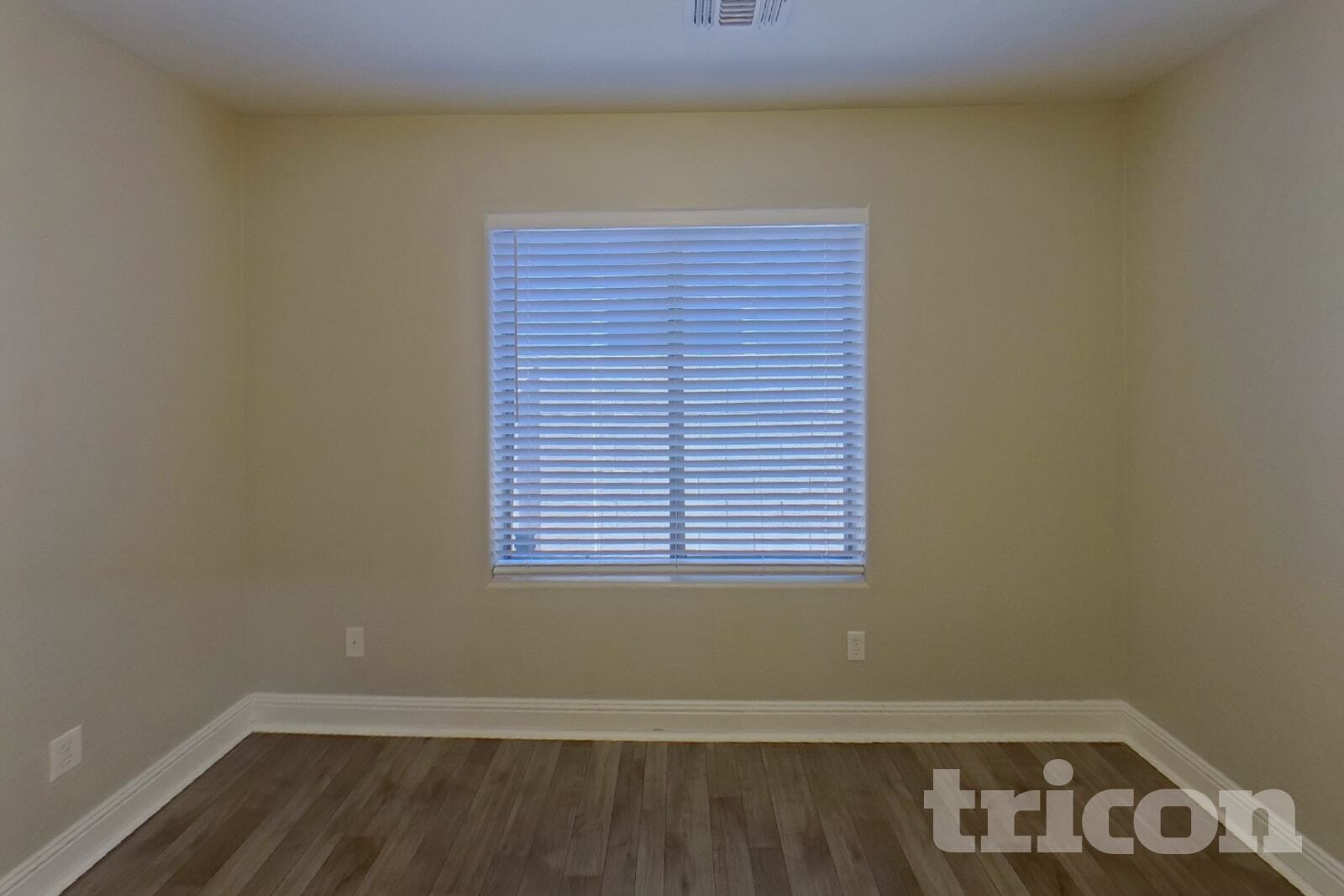 Building Photo - 20711 N Santa Cruz Dr