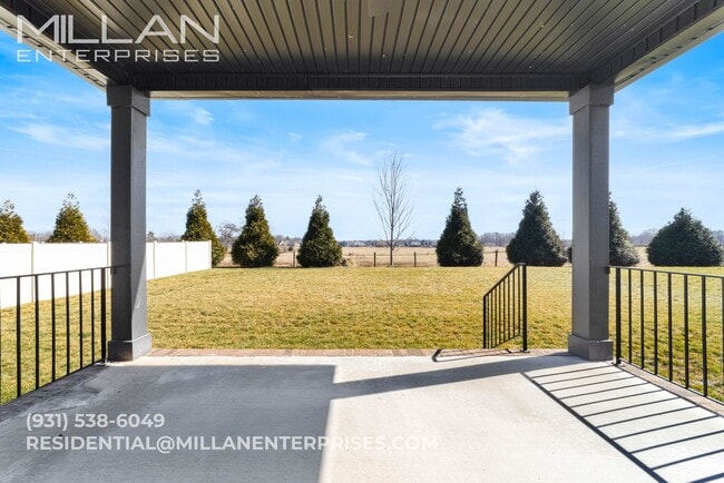 Building Photo - Gated Community Living with Open Views & Designer Kitchen