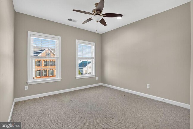 Building Photo - 21285 Park Grove Terrace