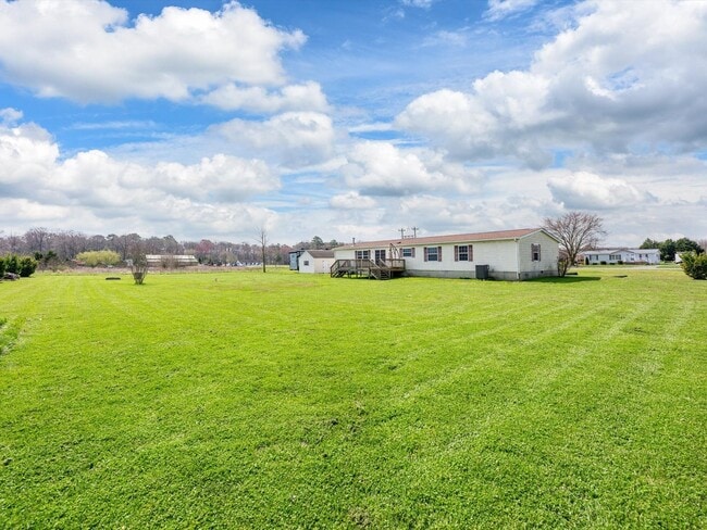 Building Photo - 13675 Woodbridge Rd