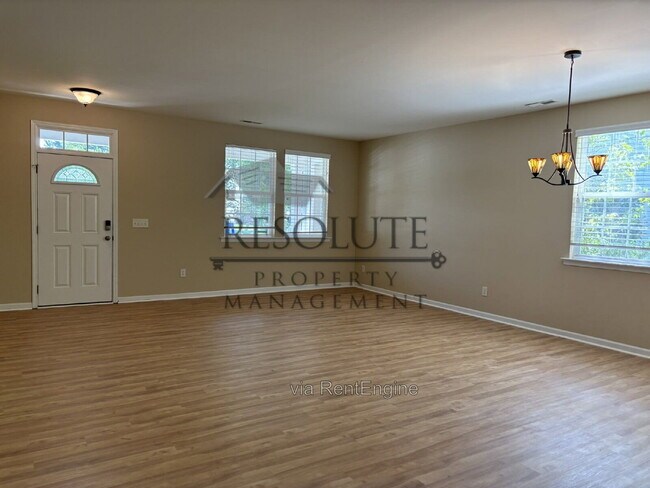 Building Photo - 4 Spicewood Ct