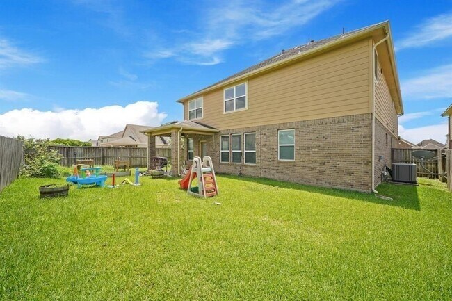 Building Photo - 20358 Mathis Landing Dr