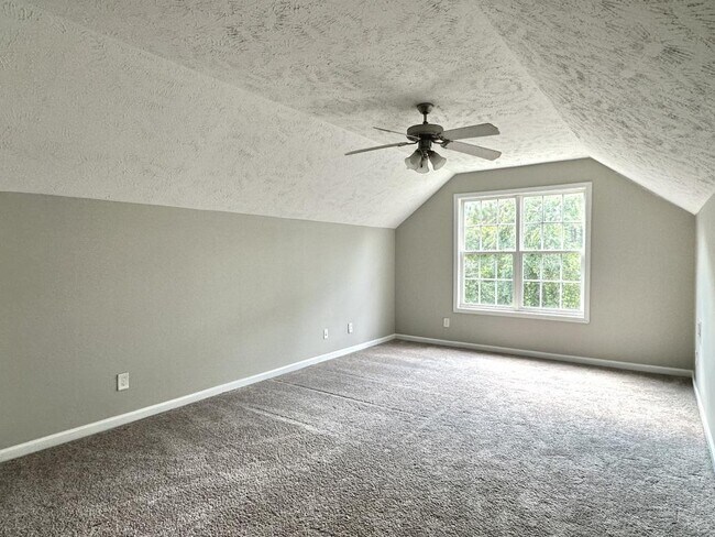 Building Photo - 2352 Saltwood Rd