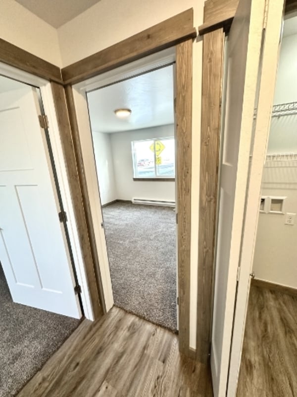 Building Photo - 3181 Queen Anns St