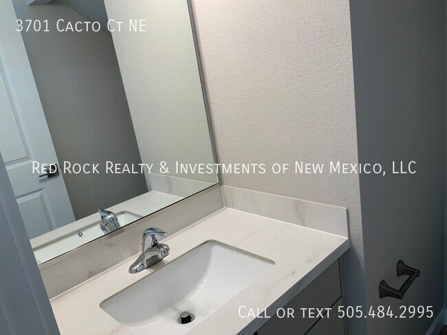 Building Photo - 3701 Cacto Ct