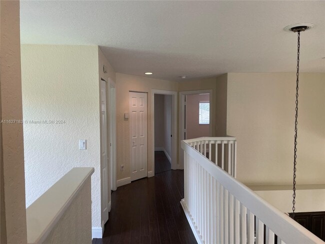 Building Photo - 3440 Carlton Ln