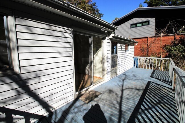 Building Photo - Black Mountain Bungalow minutes from Lake Tomahawk!