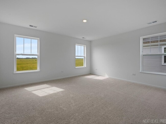 Building Photo - 25715 W Yorkshire Dr