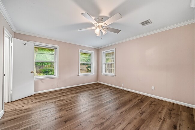 Building Photo - 4501 Willowbend Blvd