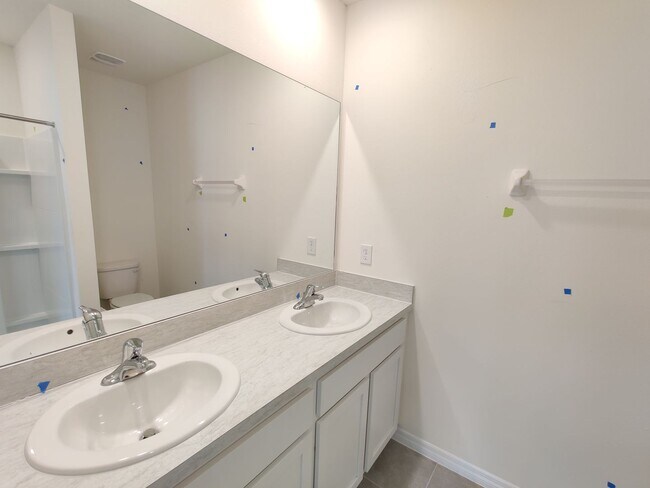 Building Photo - 32618 Canyonlands Dr