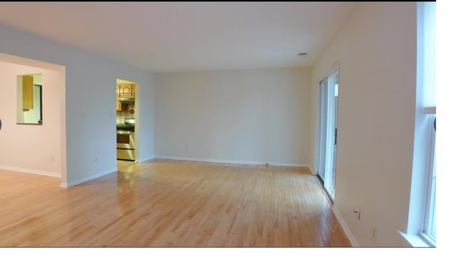 Building Photo - 186 Vista Dr