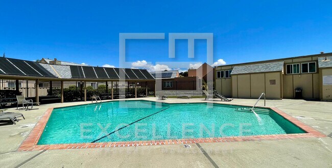Building Photo - Great 2/1.5 With Parking, Patio, Washer and Dryer, Minutes to Levi Stadium and Much More!