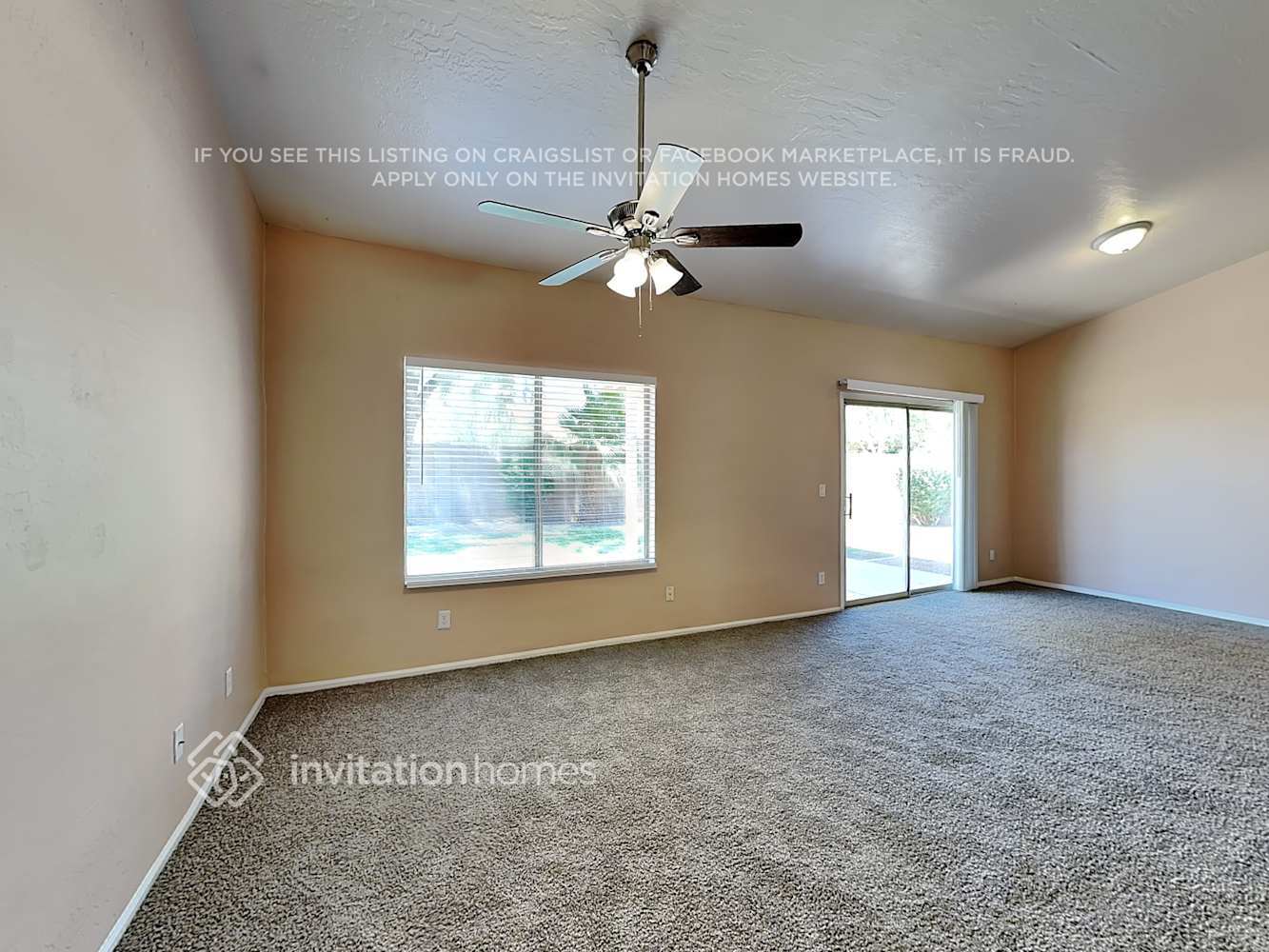 Building Photo - 11634 W Clover Way