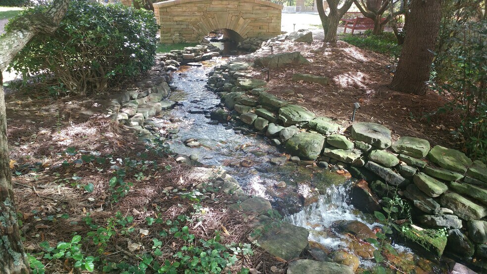 Brooke on Property - 10 Perimeter Summit Blvd