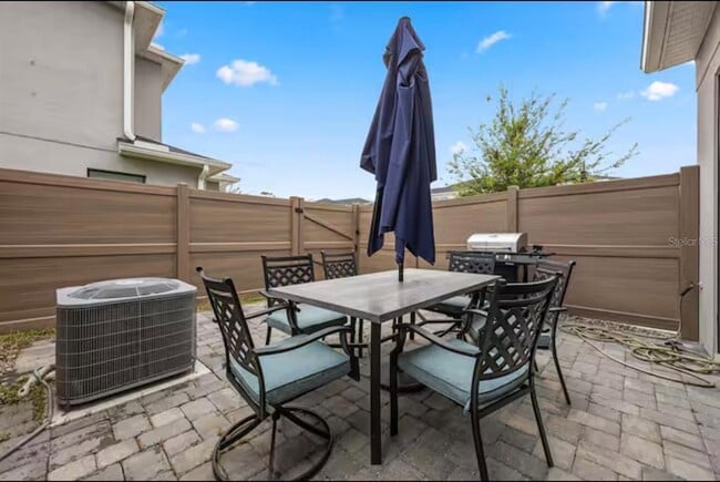 Building Photo - 4785 Terra Esmeralda Dr