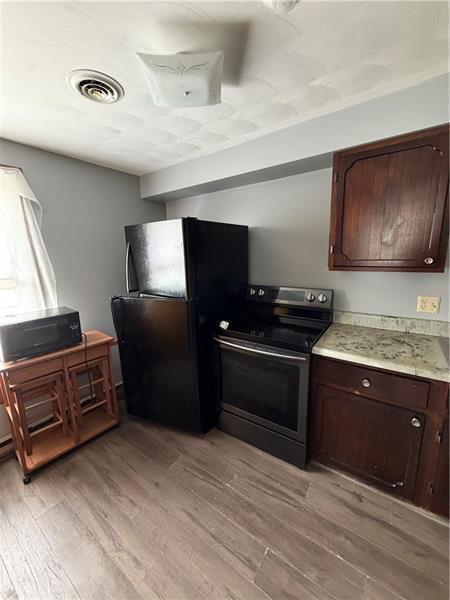 Building Photo - 120 S Washington St