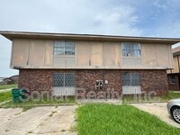 Building Photo - 1128 Dimarco Dr