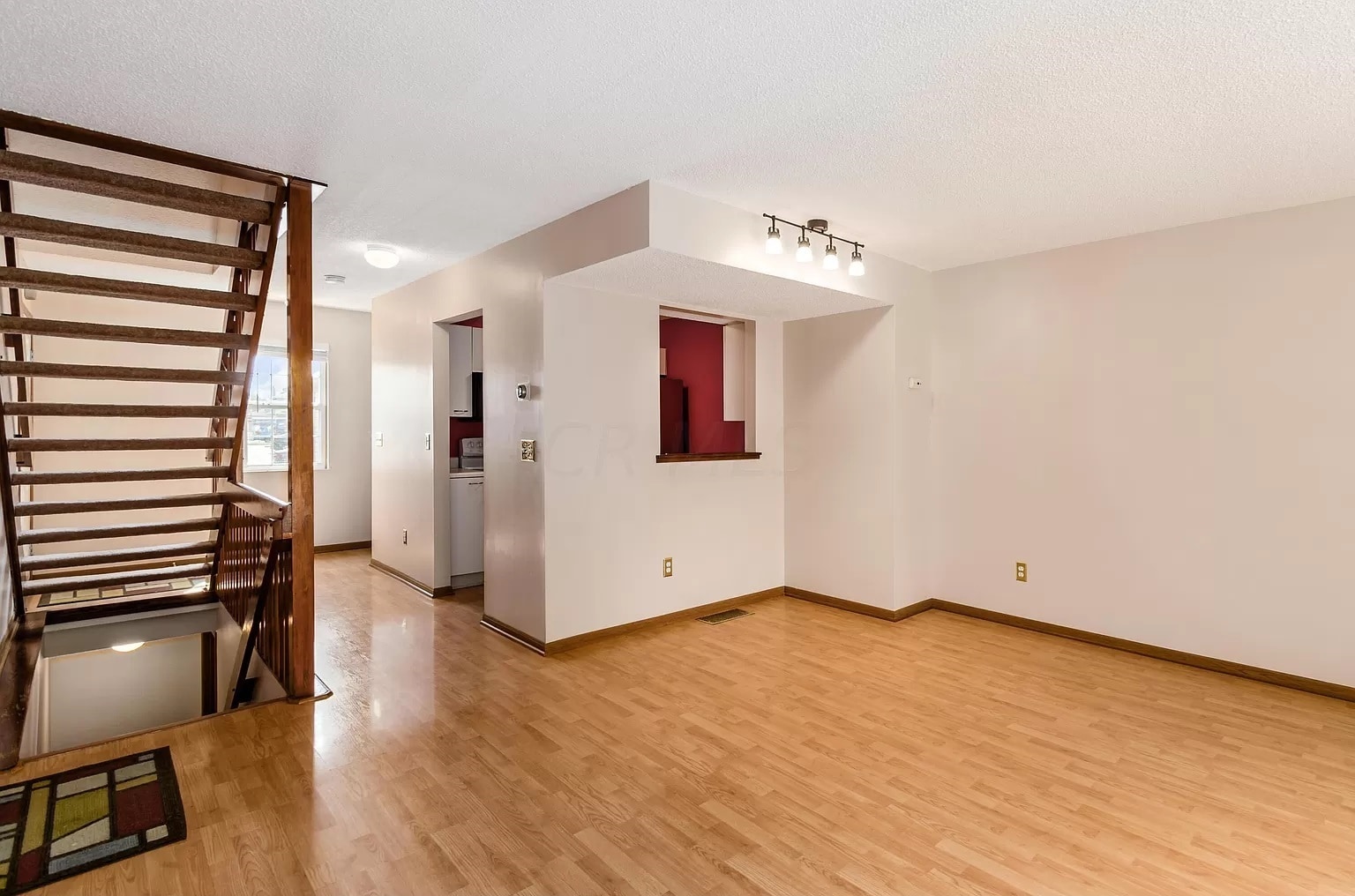 Building Photo - 5651 Barney Ln