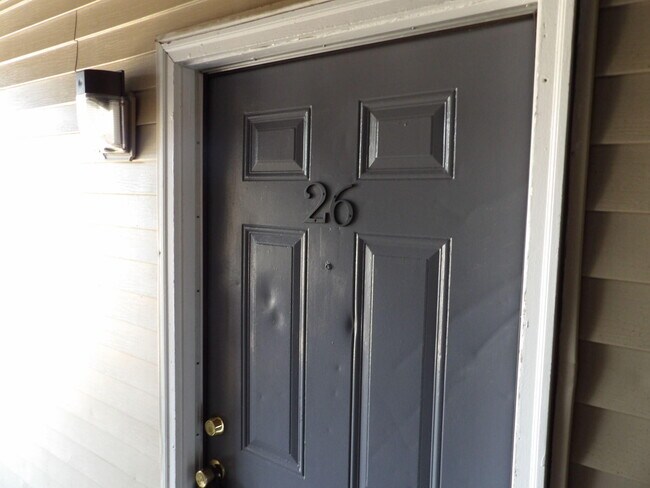 Building Photo - 35 Ashwood Ct
