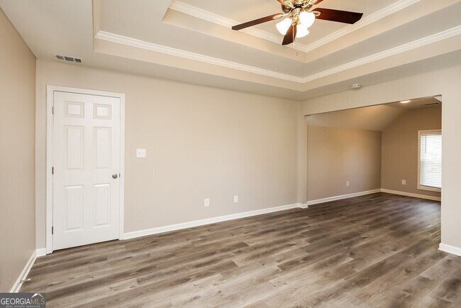 Building Photo - 655 Suwanee Lakes Cir NW