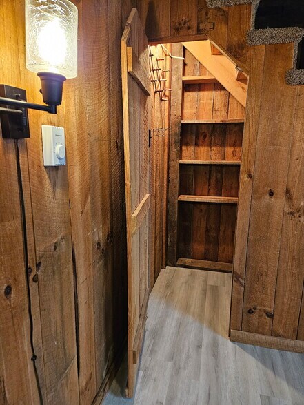 Building Photo - 27 Fleshman Mill Rd