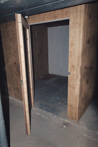 Basement Storage - 5160 Roseview Ave