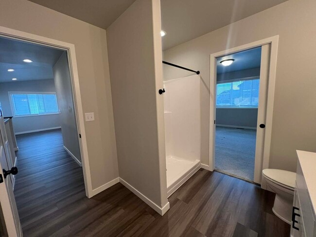 Building Photo - 1311 Marlys Dr W