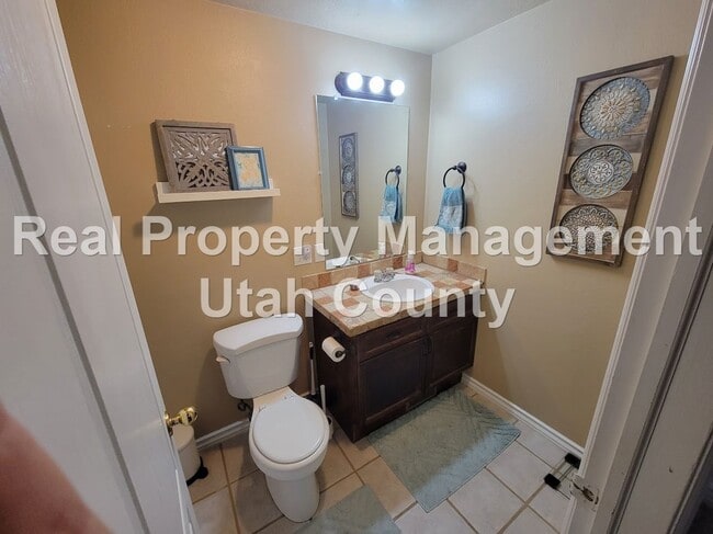 Building Photo - Eagle Mountain Townhouse