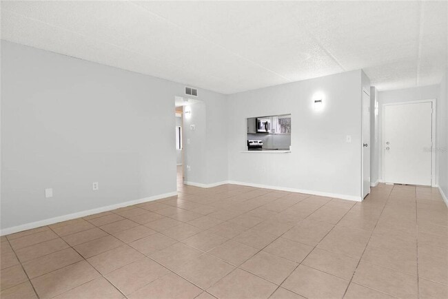 Building Photo - 1108 Bartow Rd