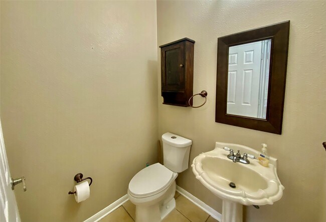 Building Photo - 412 Cumberland Trail