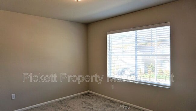 Building Photo - 1122 Baker Hts Lp