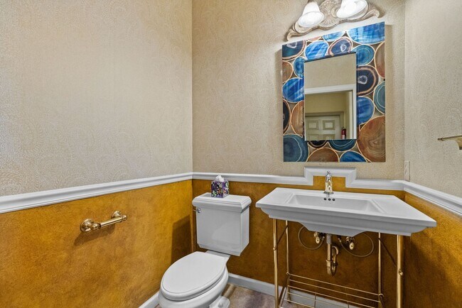 Building Photo - Amazing Apple Valley Home