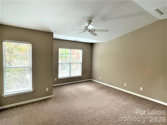 Building Photo - 10913 Princeton Village Dr