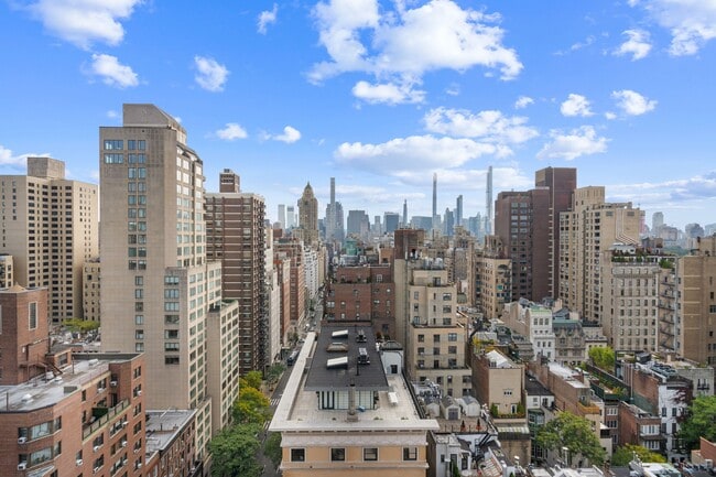 Building Photo - 1080 Madison Ave