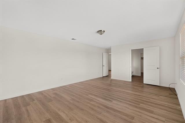 Building Photo - 702 Camden Dr