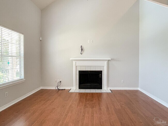 Building Photo - 7045 Weatherwood Dr