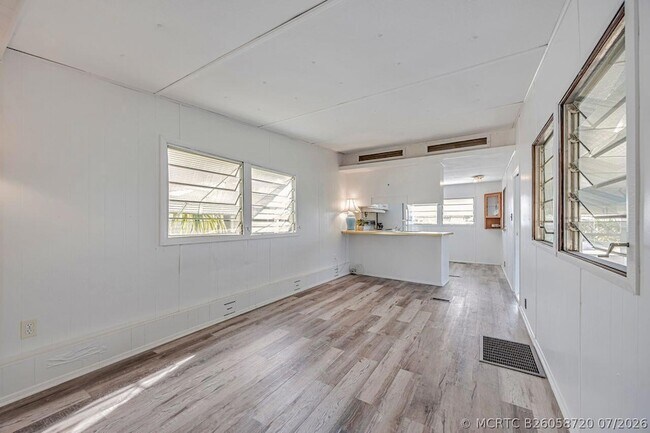 Building Photo - 14556 Glenview Dr