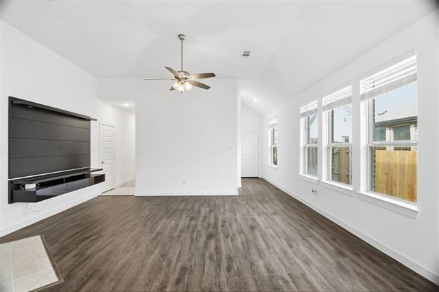 Building Photo - 3910 Rochelle Ln