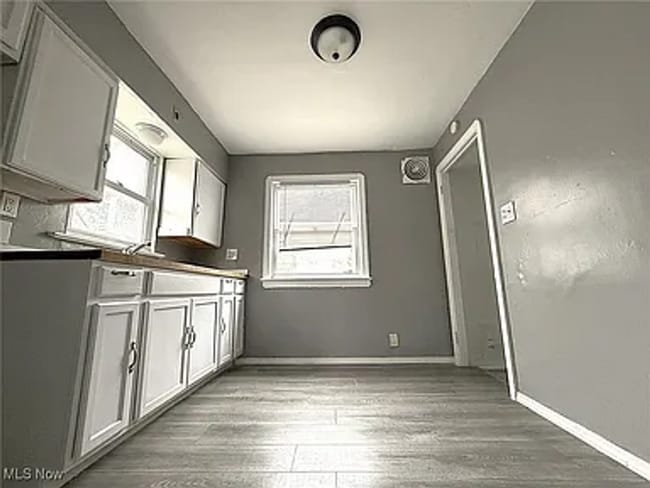 Building Photo - Renovated 3-Bedroom Colonial Near Shaker Heights – Move-In Ready